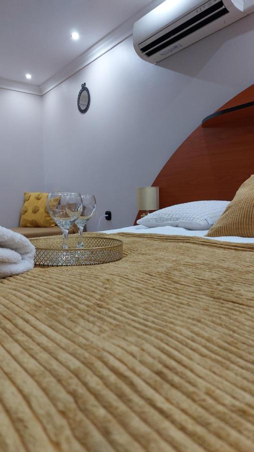 Family Apartman Дьюла Экстерьер фото